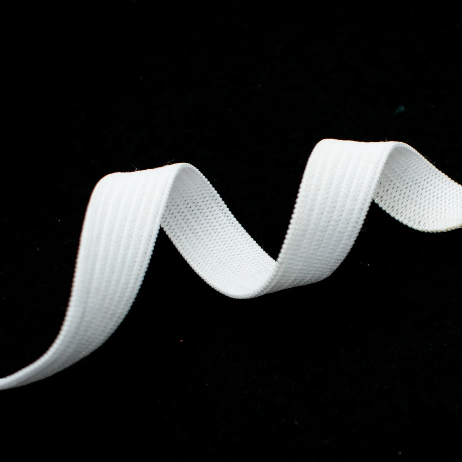 12mm Knitted Elastic White - Image 4