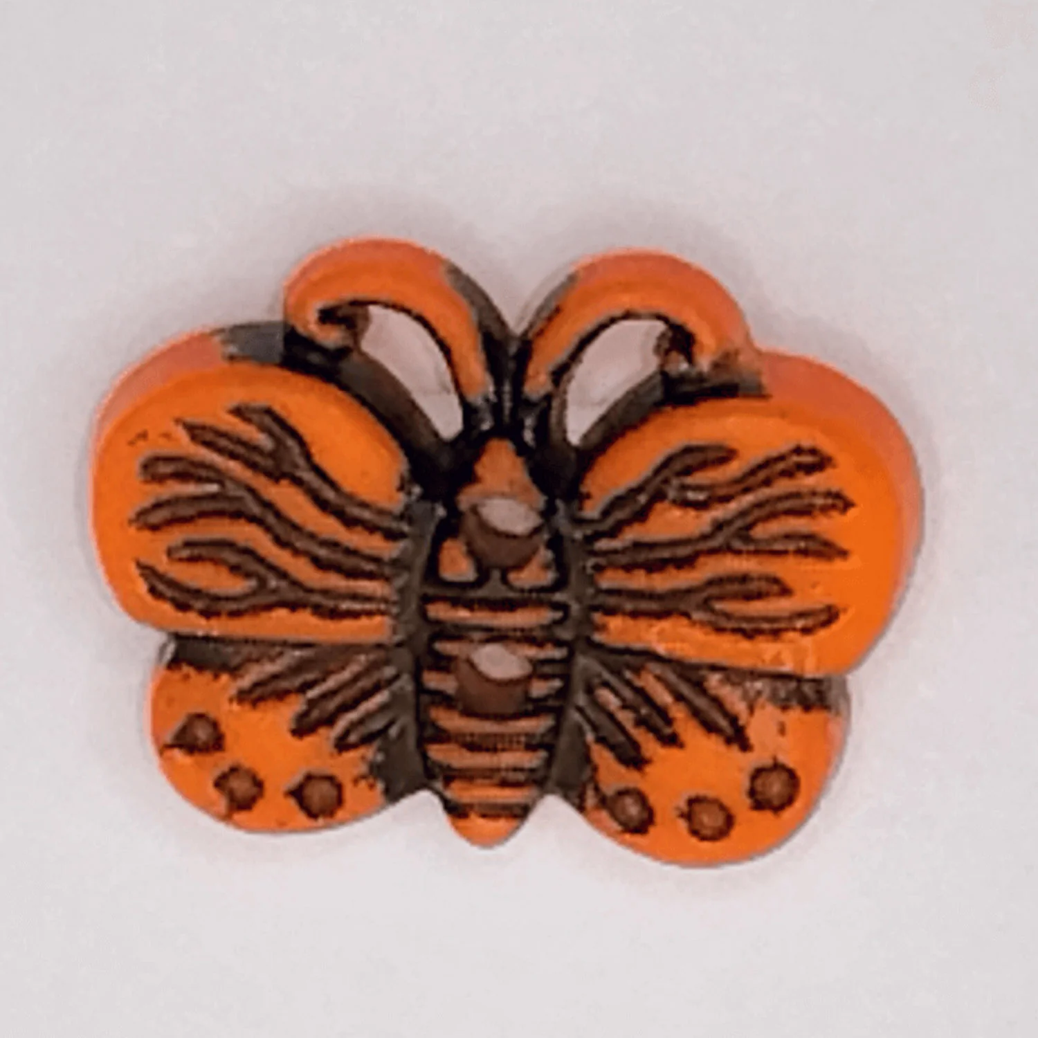 2 Hole Butterfly Button 20mm - Image 4