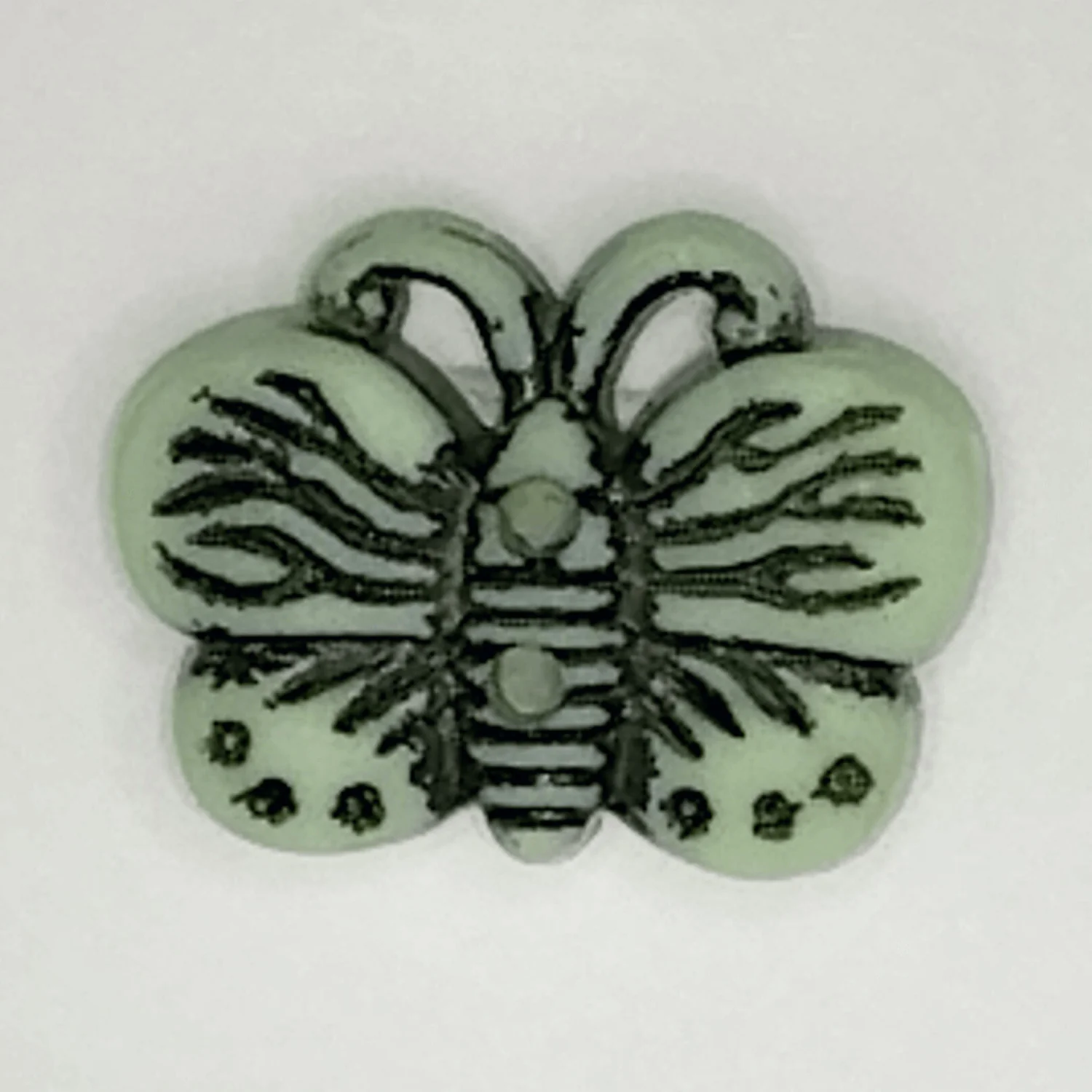2 Hole Butterfly Button 20mm - Image 5