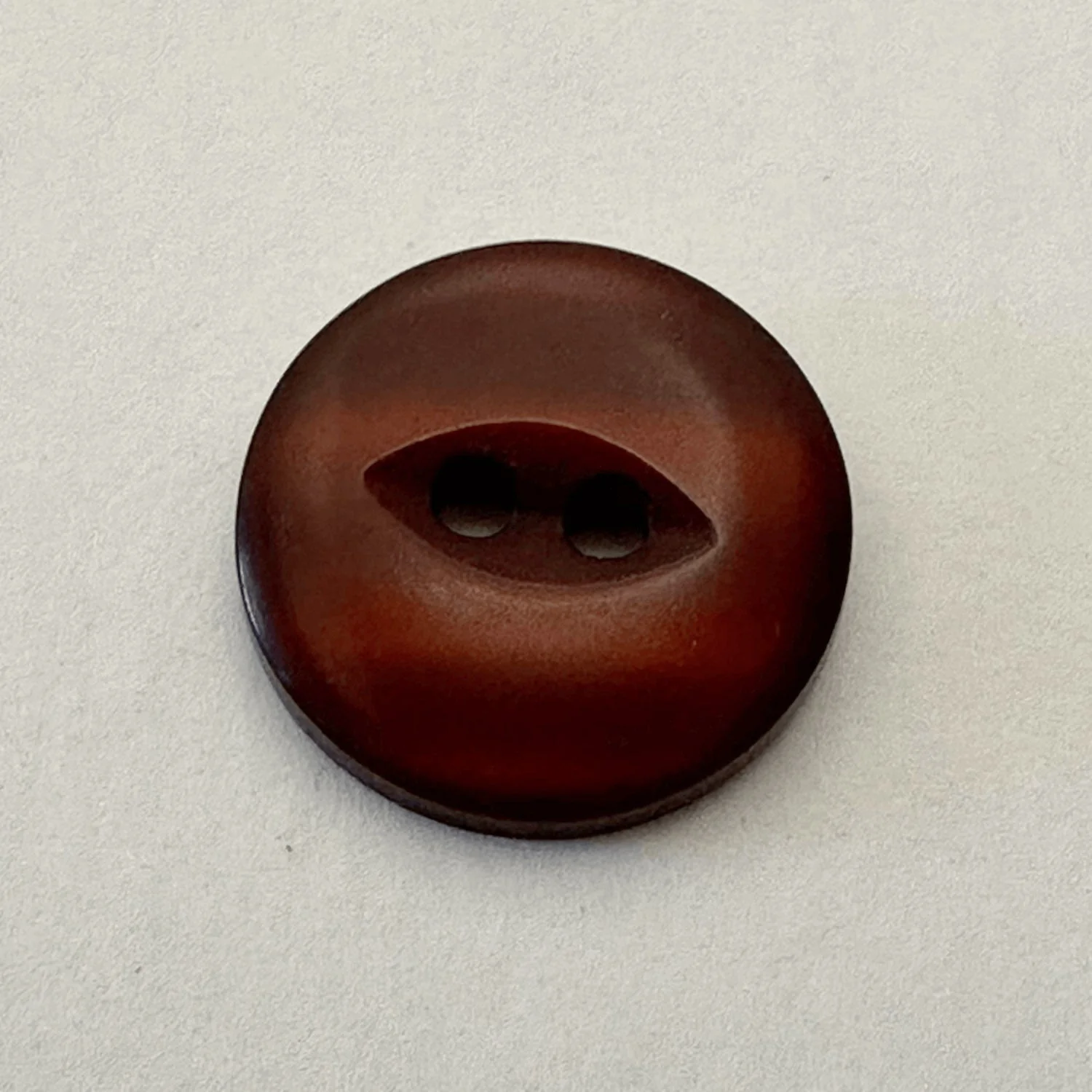 2 Hole Fish Eye Shiny Shirt Button 16mm - Image 7