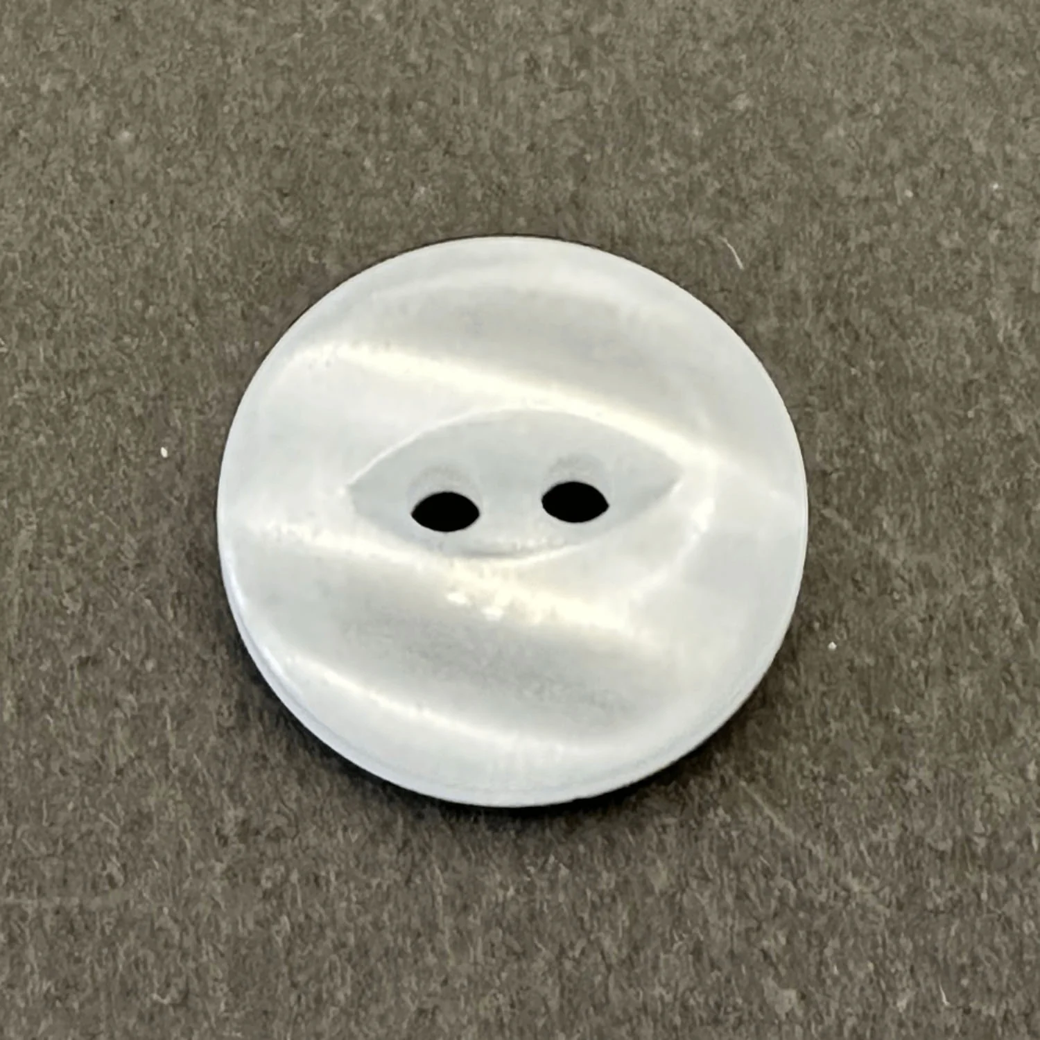 2 Hole Fish Eye Shiny Shirt Button 12mm - Image 18