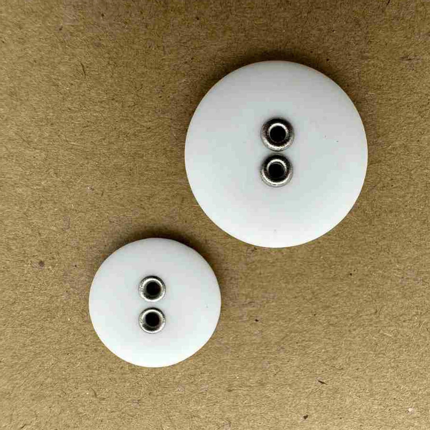 2 Hole Sew through Rivet Button - Image 13