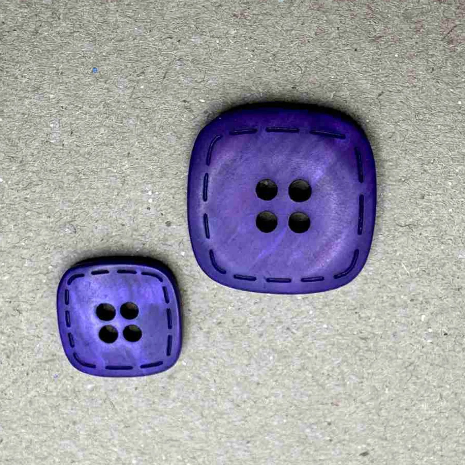 4 Hole Shiny Square Stitch Edge Button - Image 10