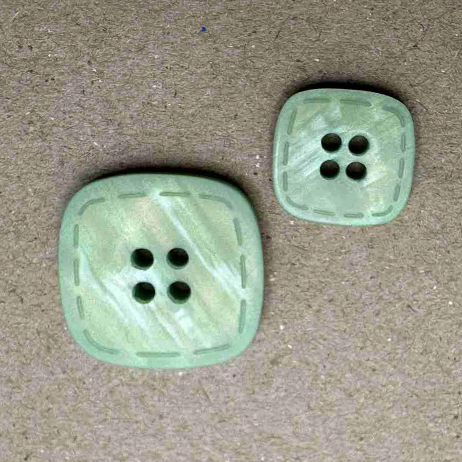 4 Hole Shiny Square Stitch Edge Button - Image 15
