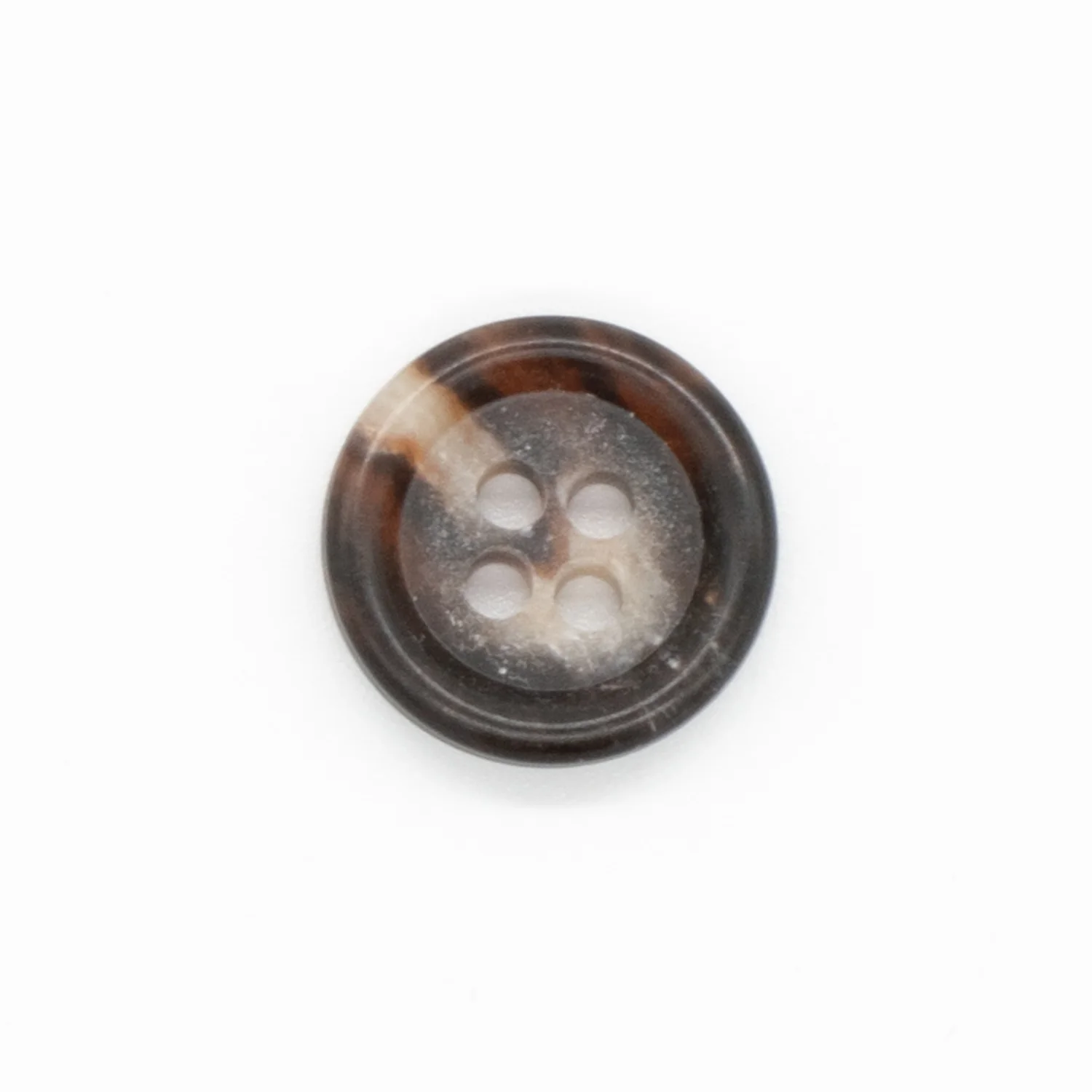 4 Hole Resin Horn Matte Centre Button - Image 4