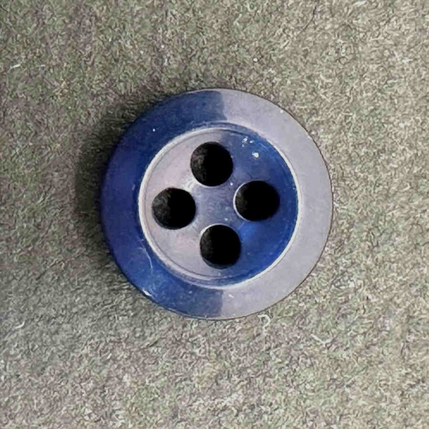 4 Hole Thick Shirt Button 12mm - Image 17