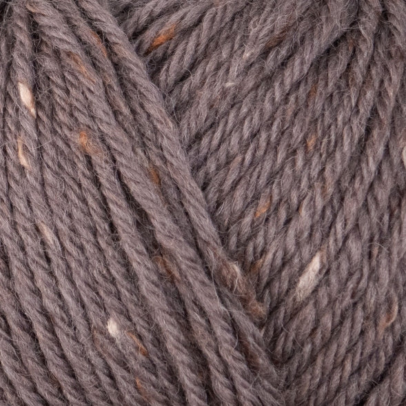 Heirloom Merino Fleck 8 Ply Knitting Yarn - Image 4