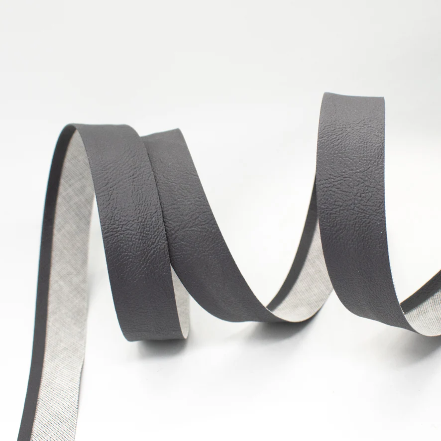 Faux Leather Bias Binding 20mm - Image 4