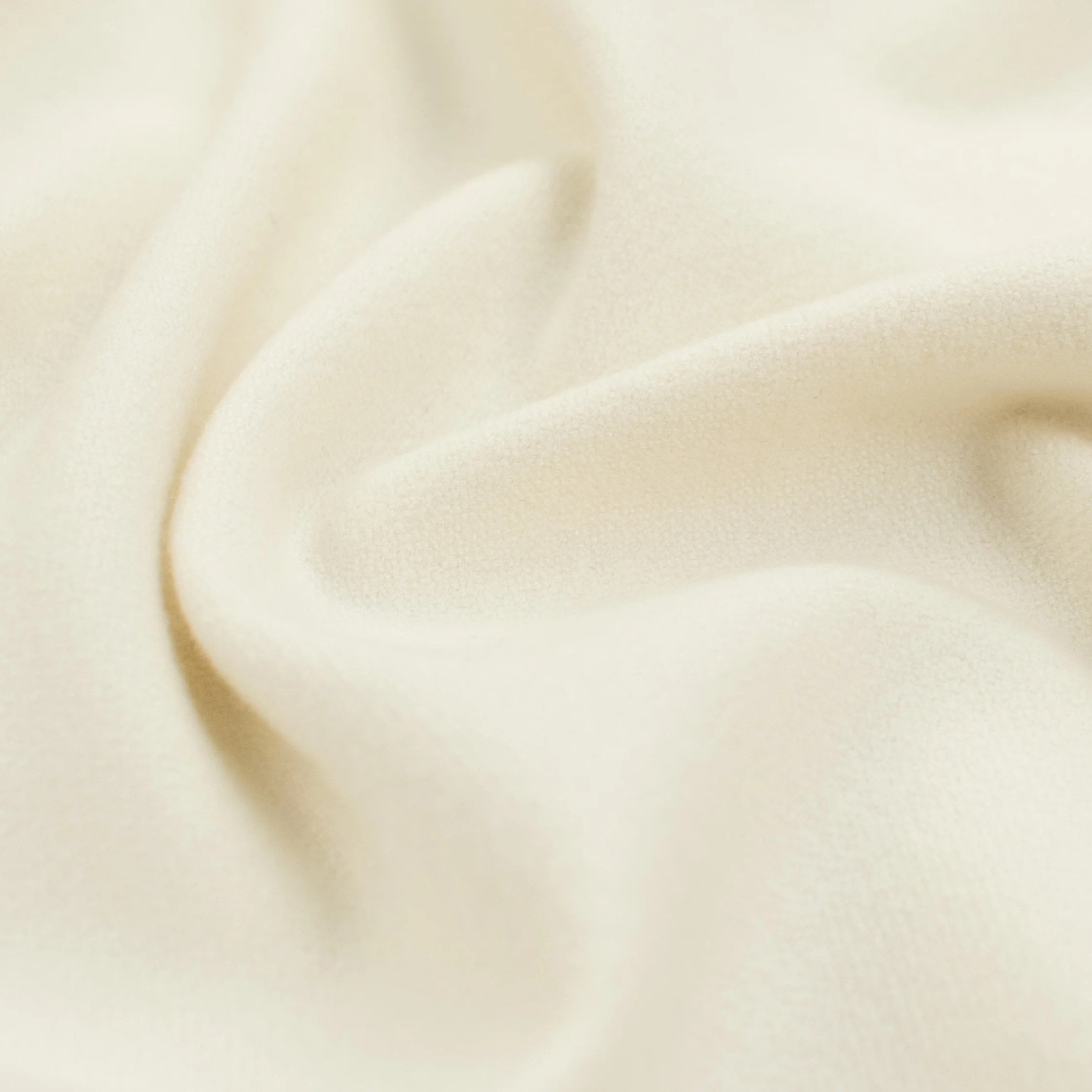 Heavy Interlock Cream 135CM - Image 3