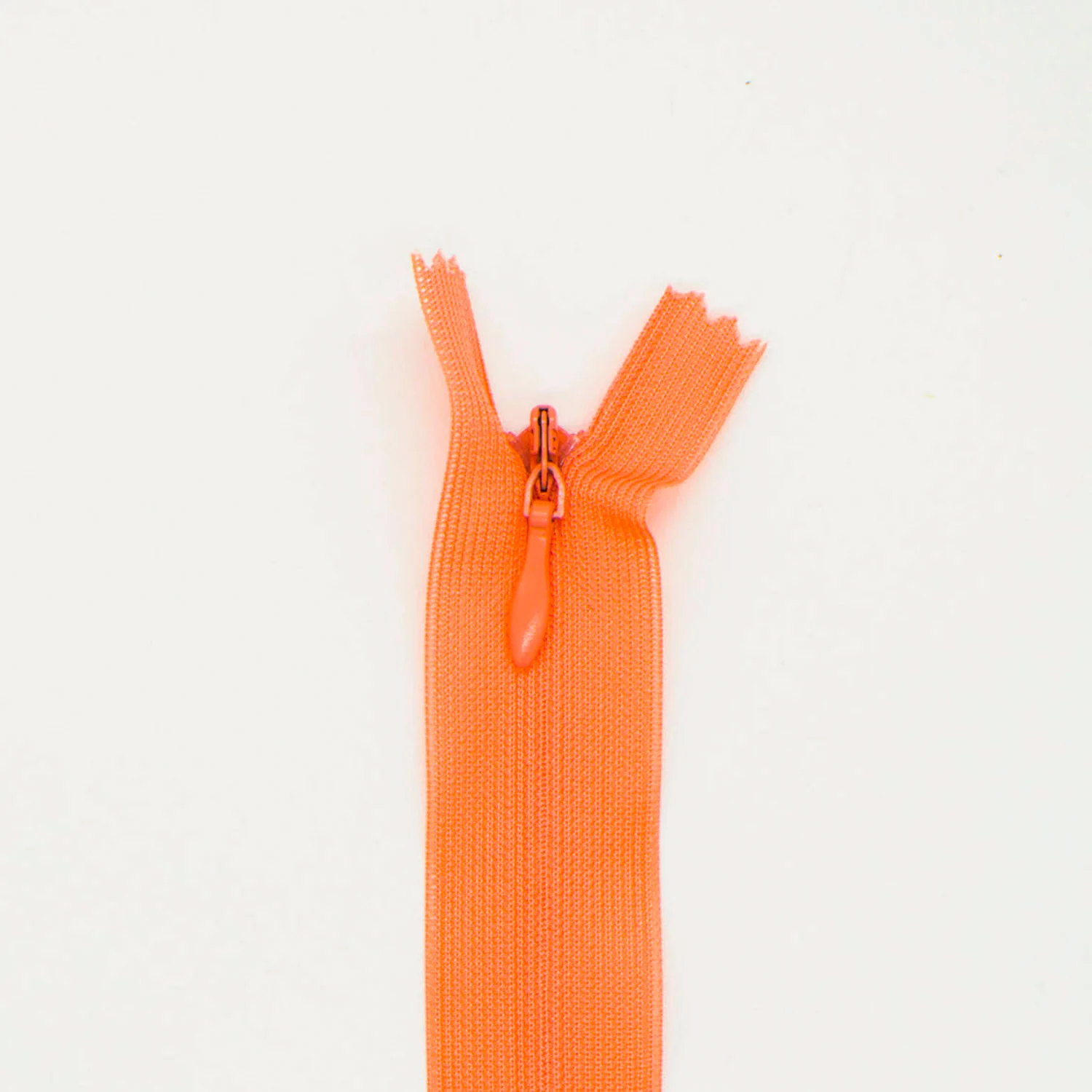 Invisible Dress Zip 20CM - Image 21