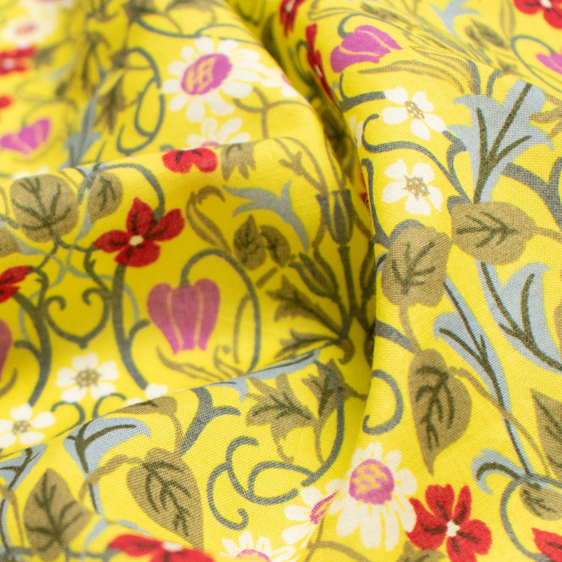 Japanese Pure Cotton Lawn Floral Prints Design-126 - Image 3