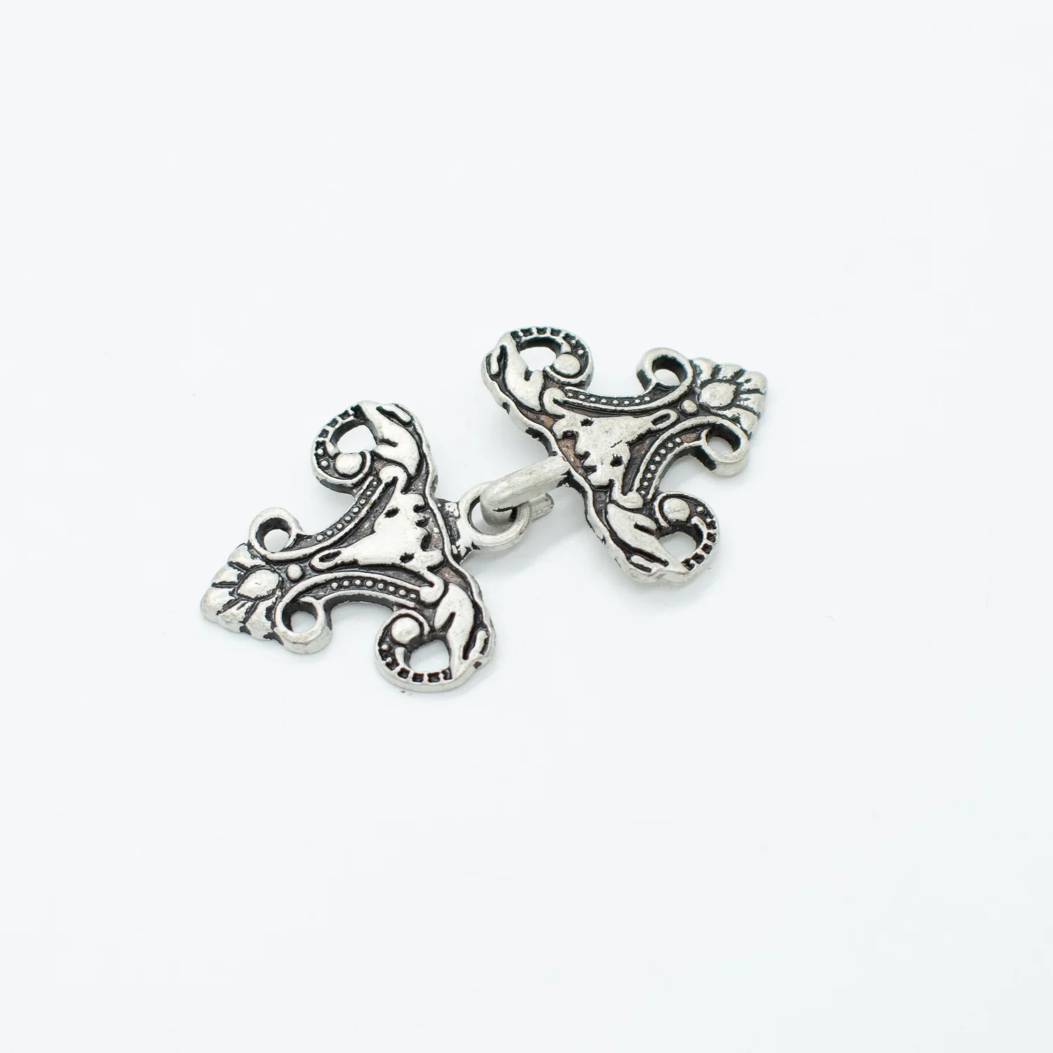 Medieval Vintage Metal Hook & Eye Clasp Fasteners - Image 27