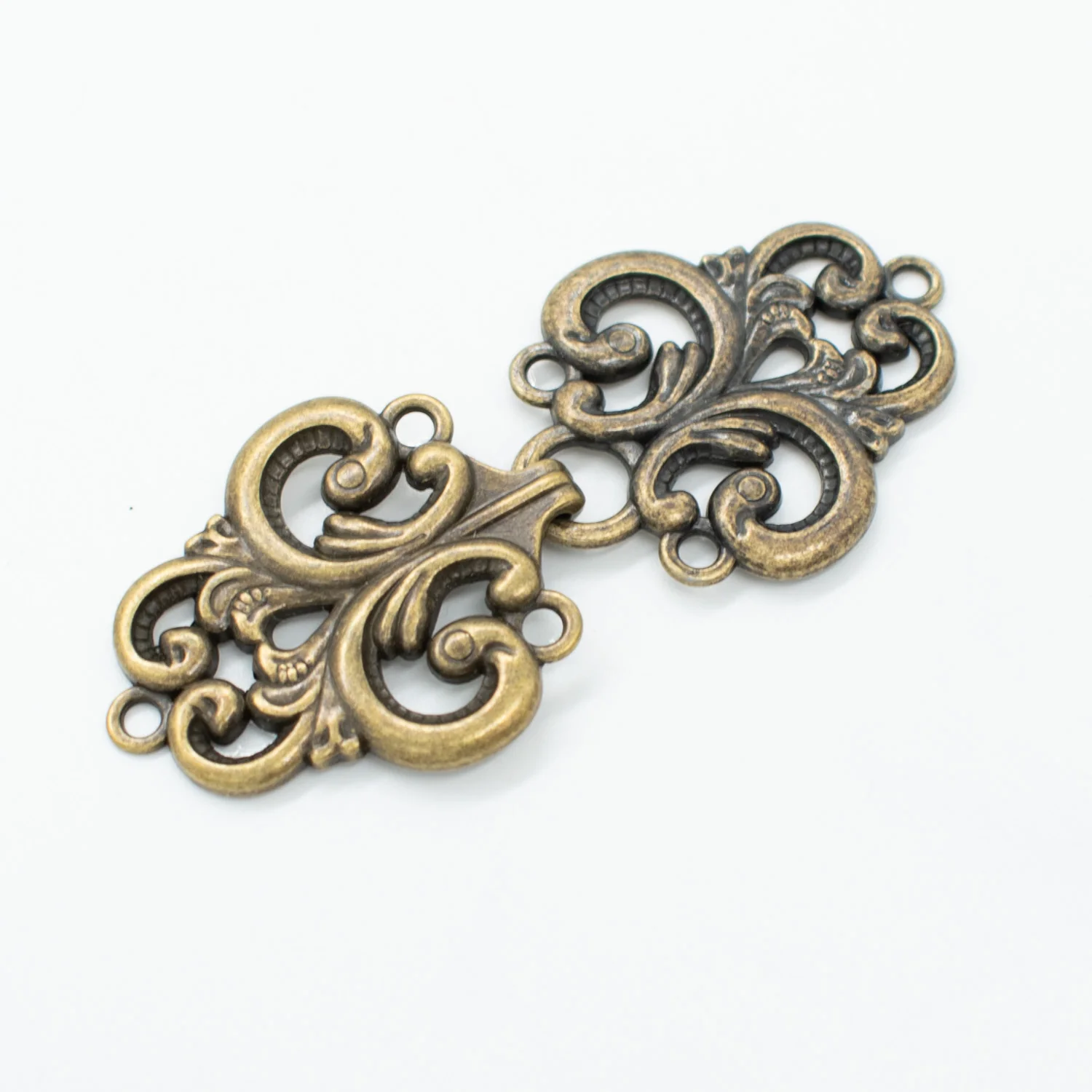 Medieval Vintage Metal Hook & Eye Clasp Fasteners - Image 5