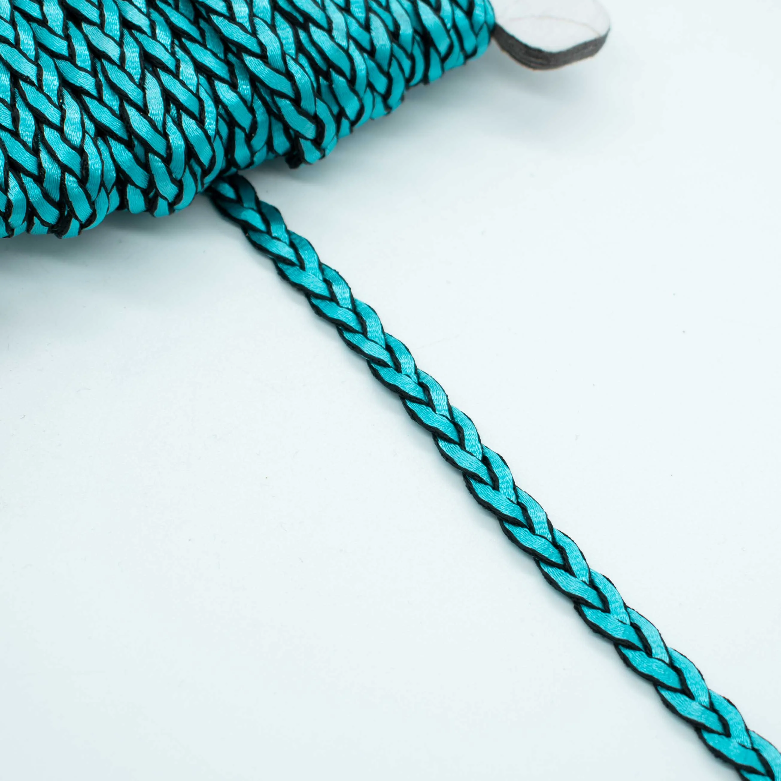 Plaited Braid Trim 7MM - Image 6
