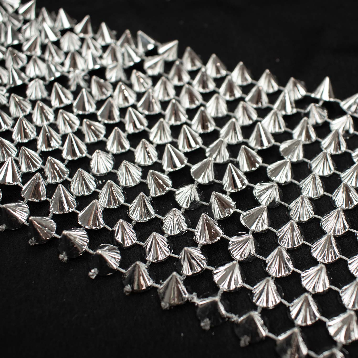 Pointed Stud Trim 11CM - Image 10