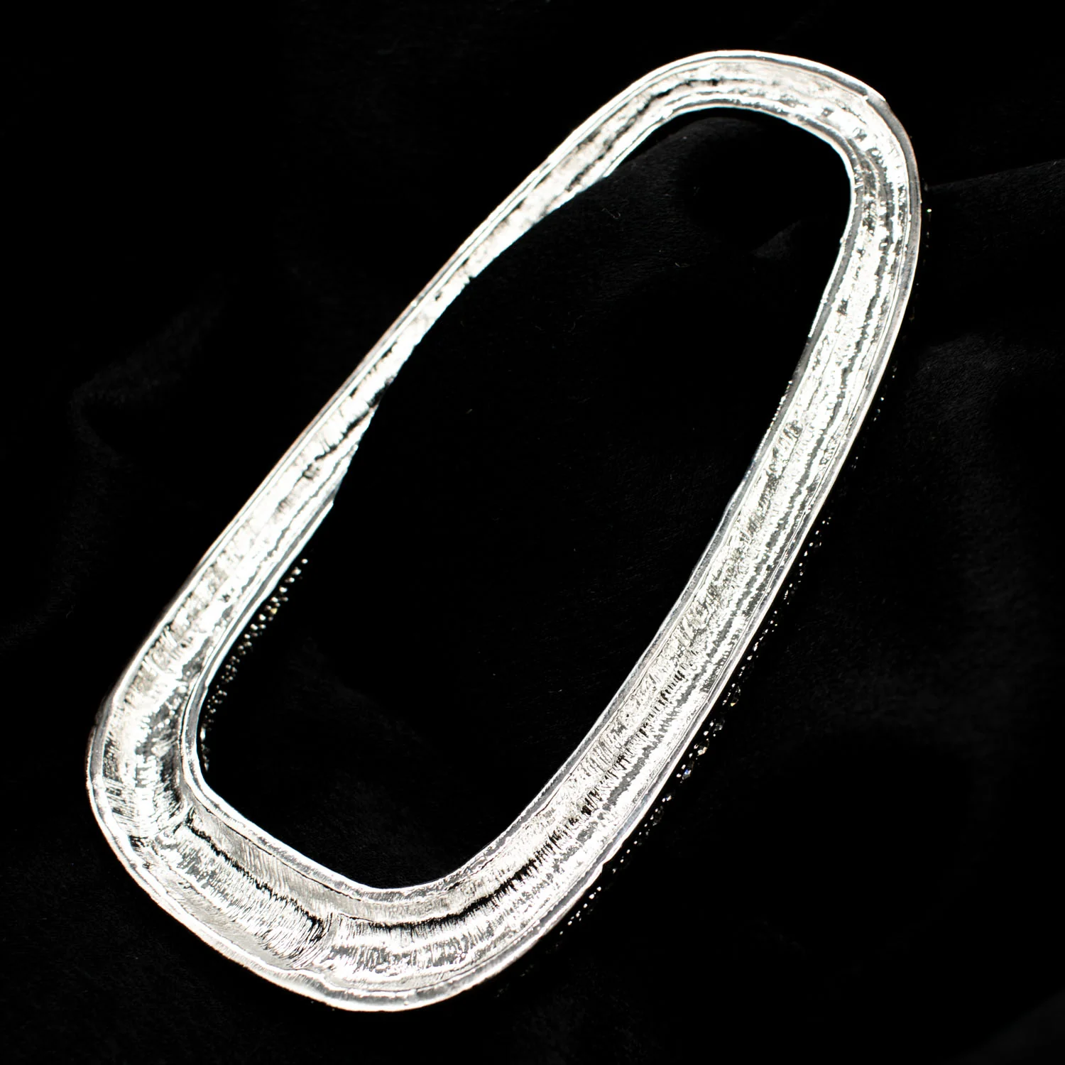 Silver Diamante Rhinestone Fashion Decor Large Oval Buckle - Image 4