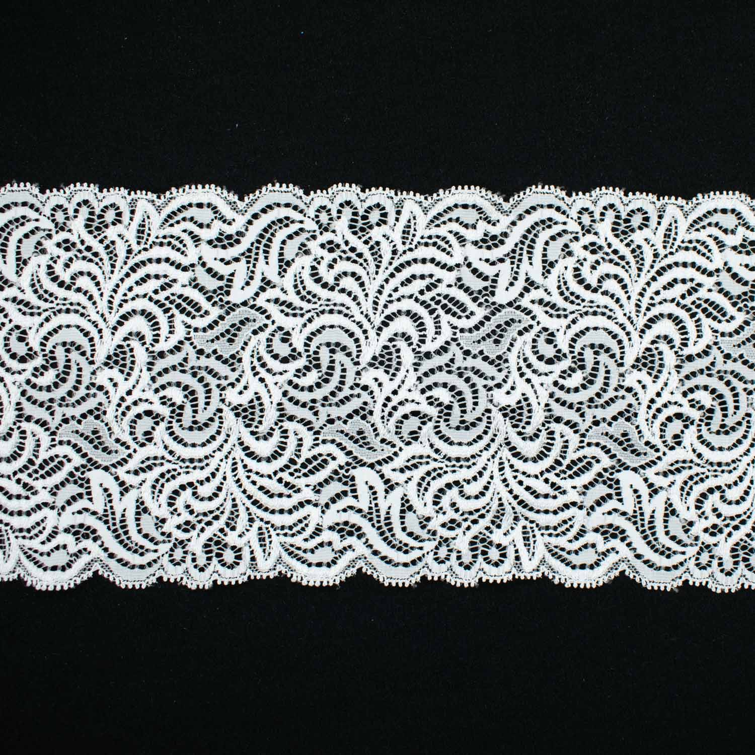 White Floral Stretch Raschel Lace Trim 13cm - Image 4