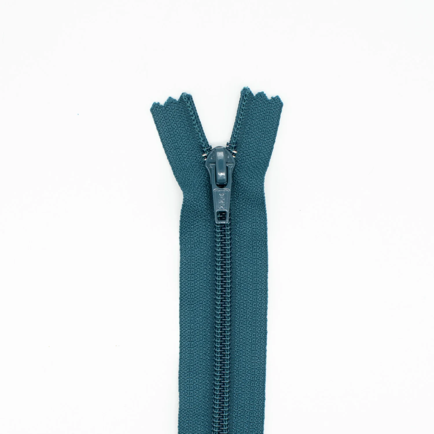 YKK Close End Plastic Zip 25CM - Image 11