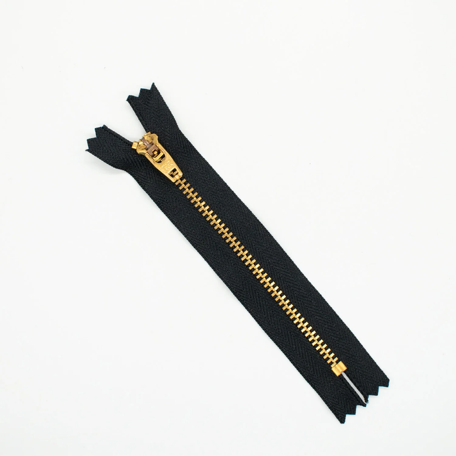 YKK Closed End Metal Zip 11-12CM - Image 4