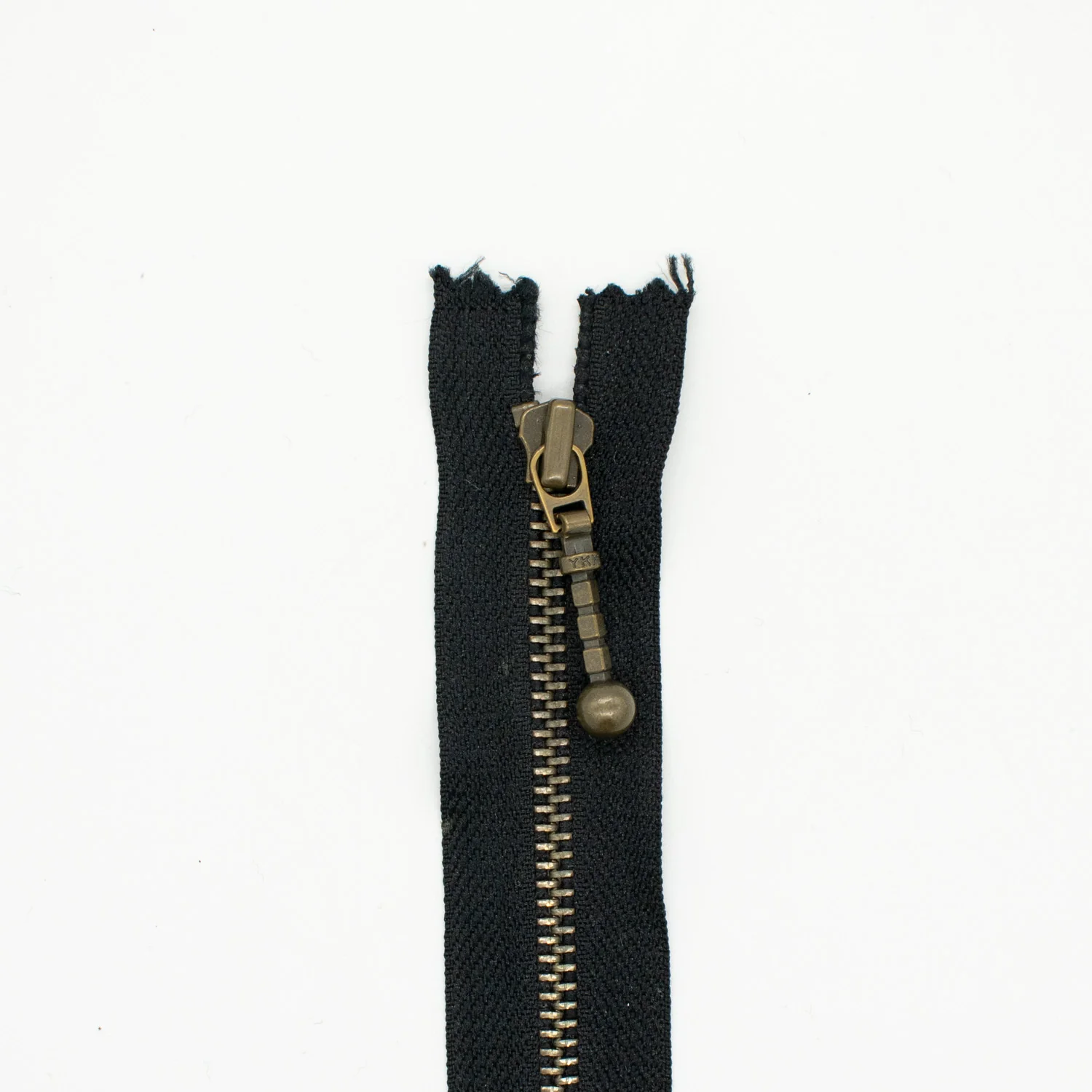 YKK Closed End Metal Zip 11-12CM - Image 8