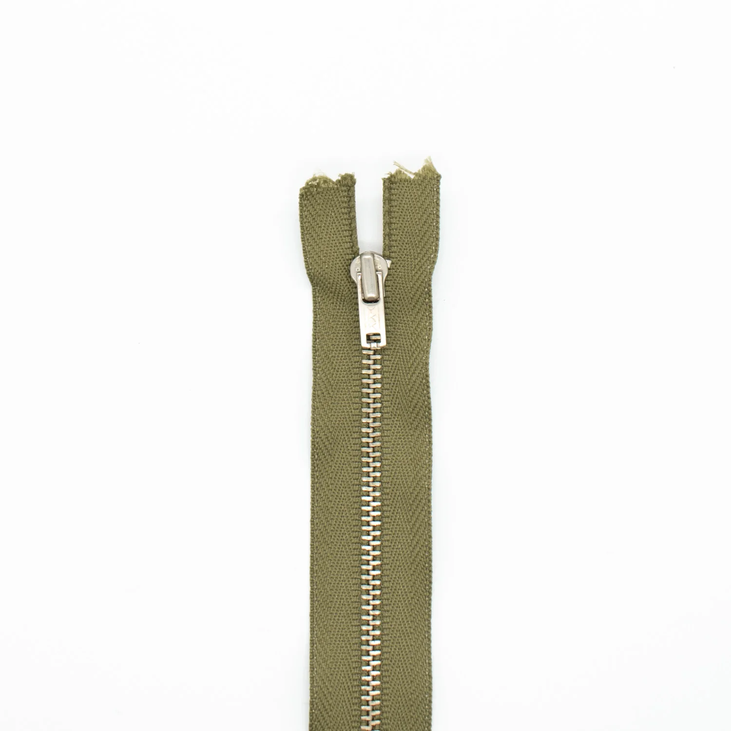 YKK Closed End Metal Zip 23CM - Image 35