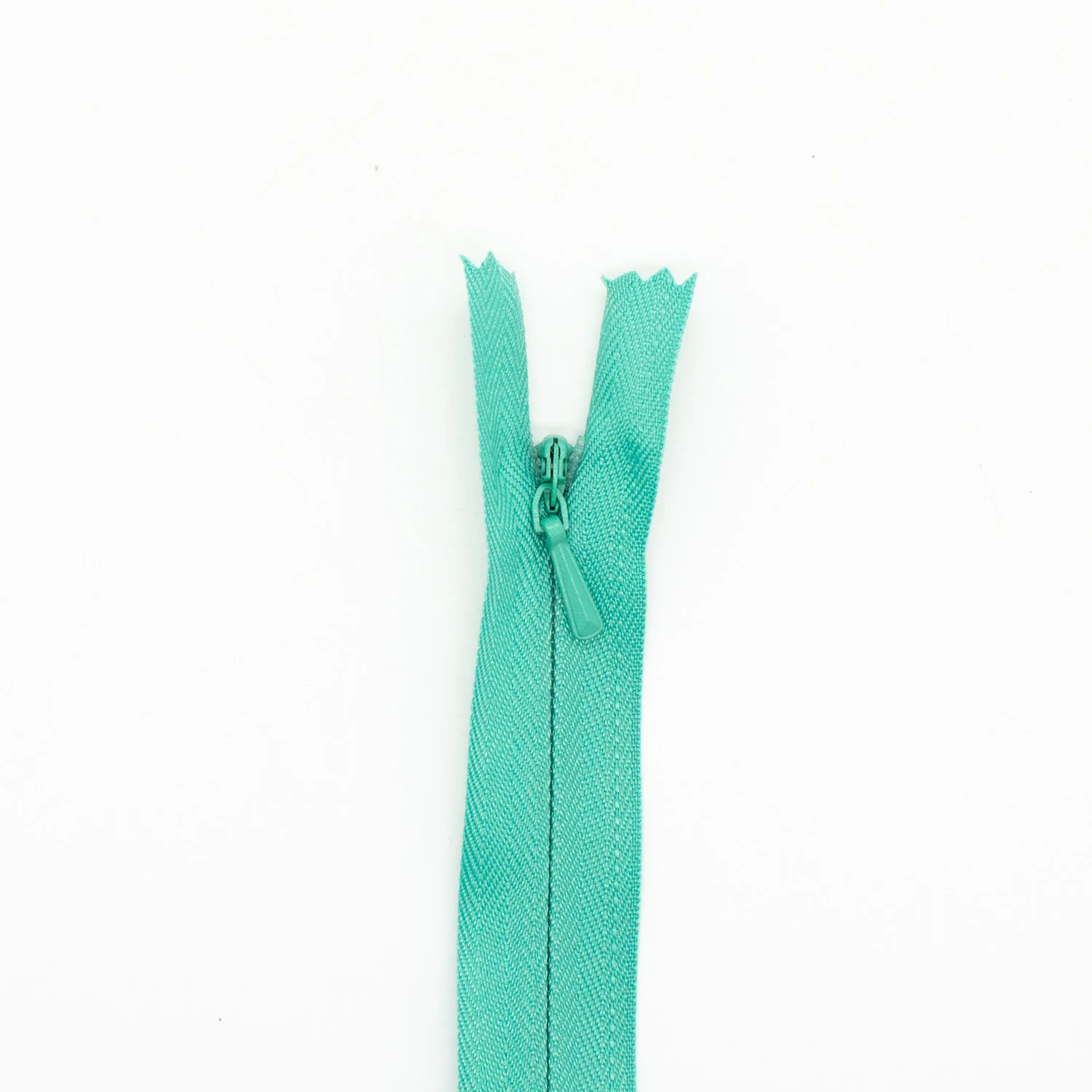 YKK Invisible Dress Zip 50CM - Image 17