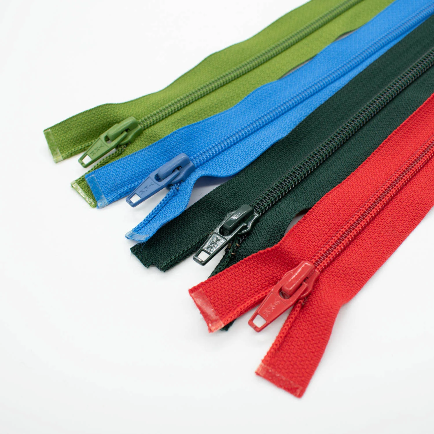 YKK Open End Plastic Zip 34CM - Image 3